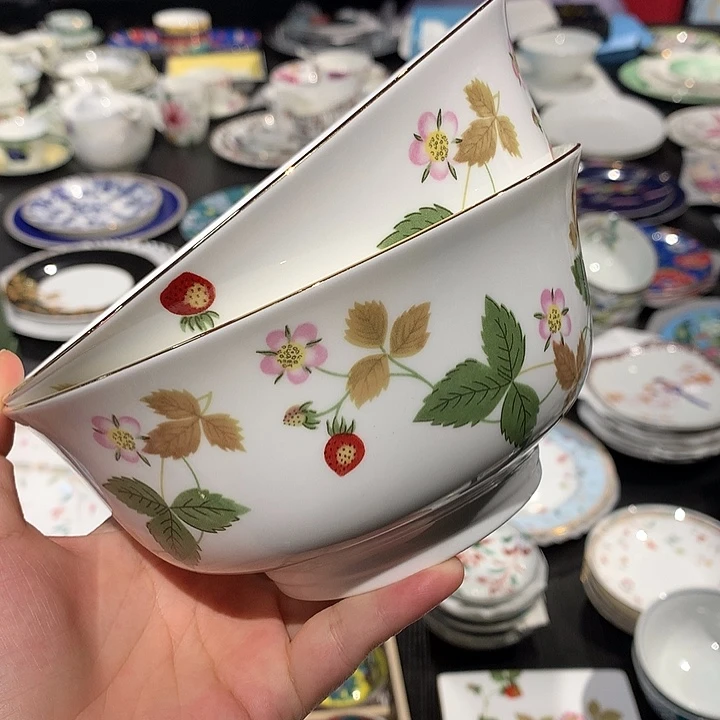 瓷片面碗两个面碗
