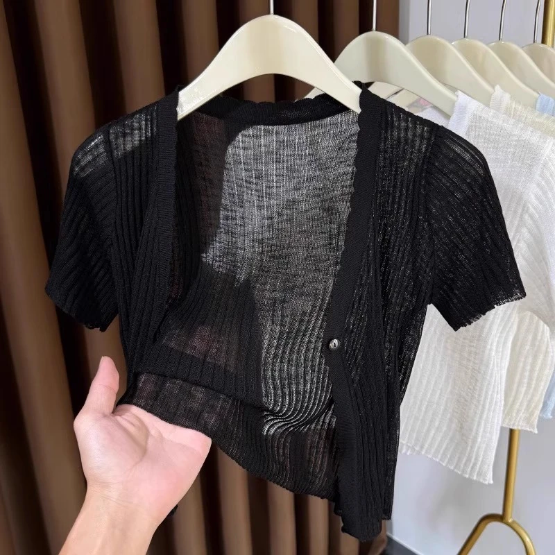 芊芊芙黑色冰丝针织短袖开衫轻薄罩衫吊带裙外搭高级感短款披肩夏