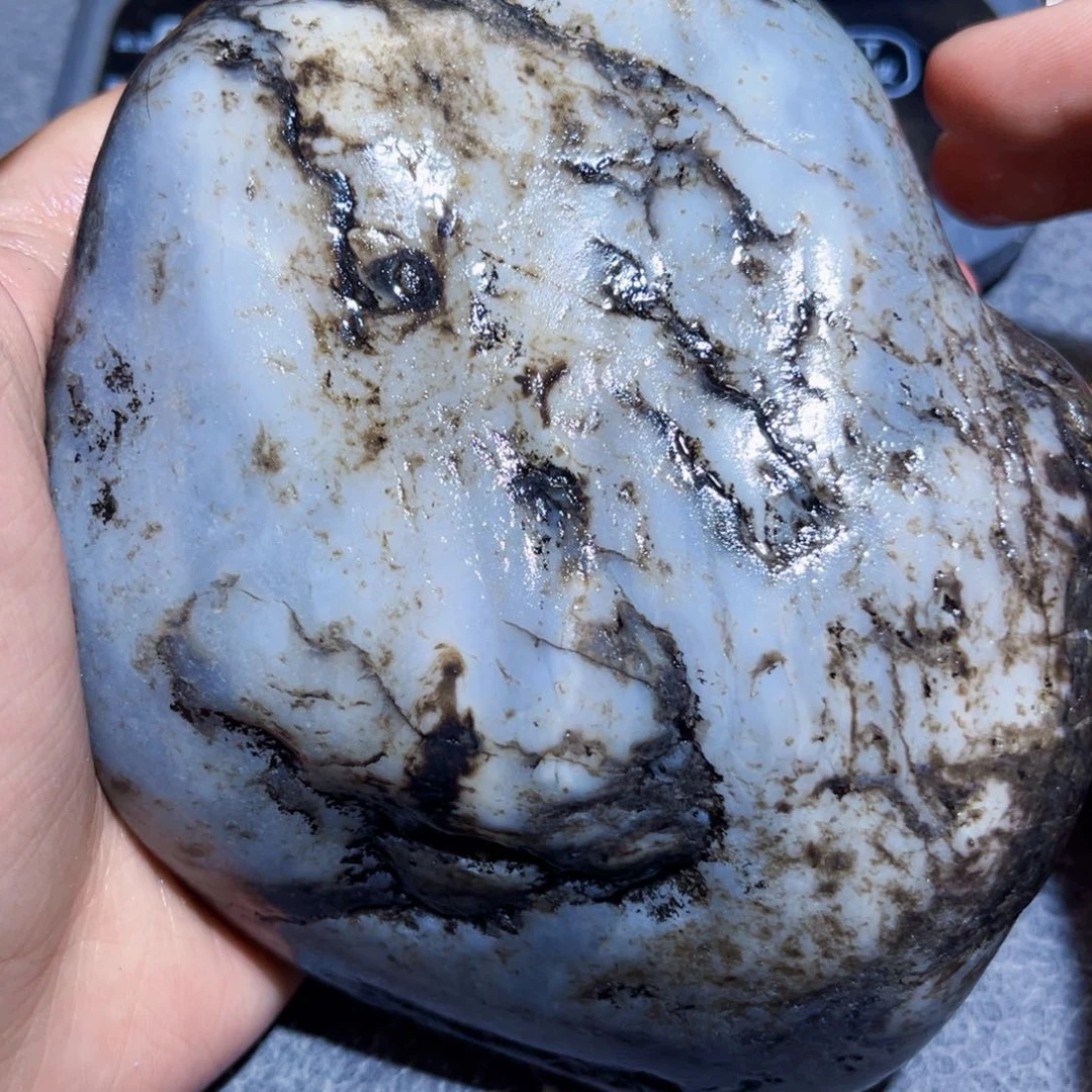 和田玉未镶嵌珠宝奇石