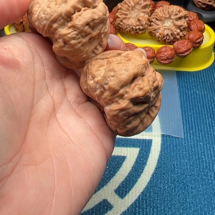 核桃文玩核桃蛤蟆头