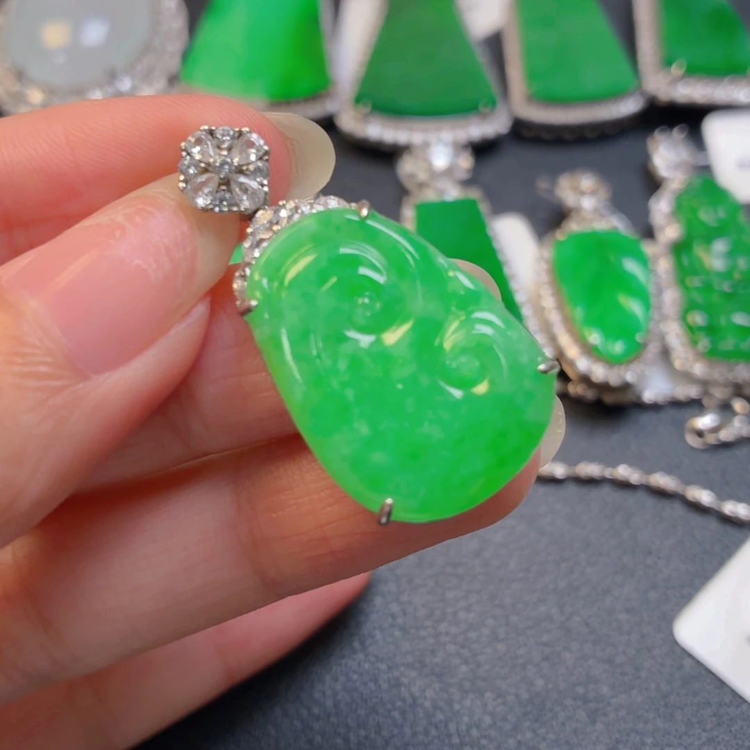 翡翠银S925镶嵌颈饰