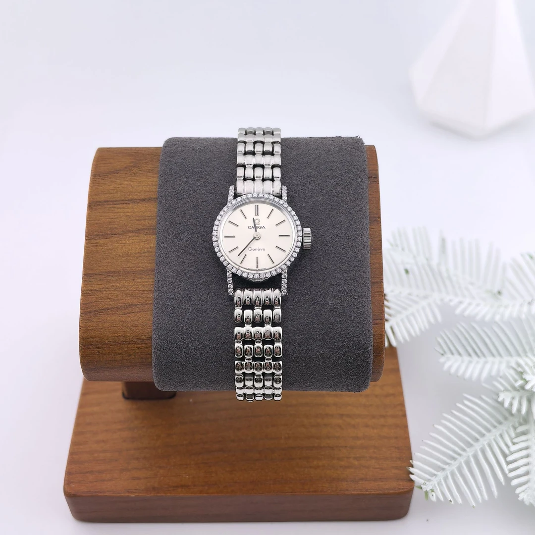 95新 Omega/欧米茄 【重庆中古谢漂亮】欧米茄手表/孤品/01506