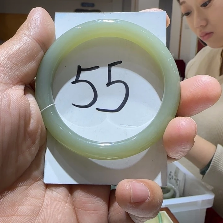 和田玉未镶嵌手镯706