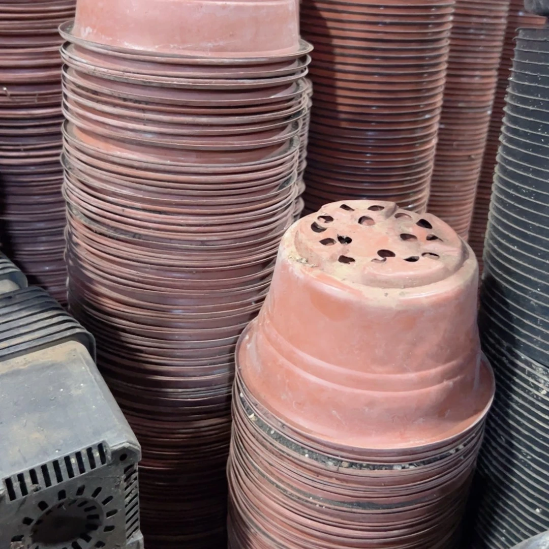 红色一次性纸盆薄 18口径10高 50个