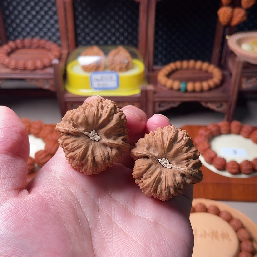 文玩核桃手串欢****驴文玩核桃手串核桃