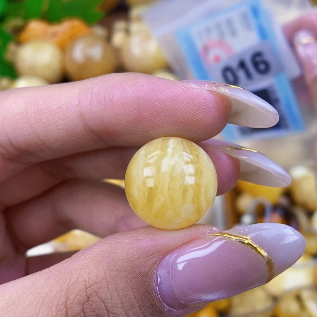 未镶嵌琥珀珠宝奇石15.8 粉