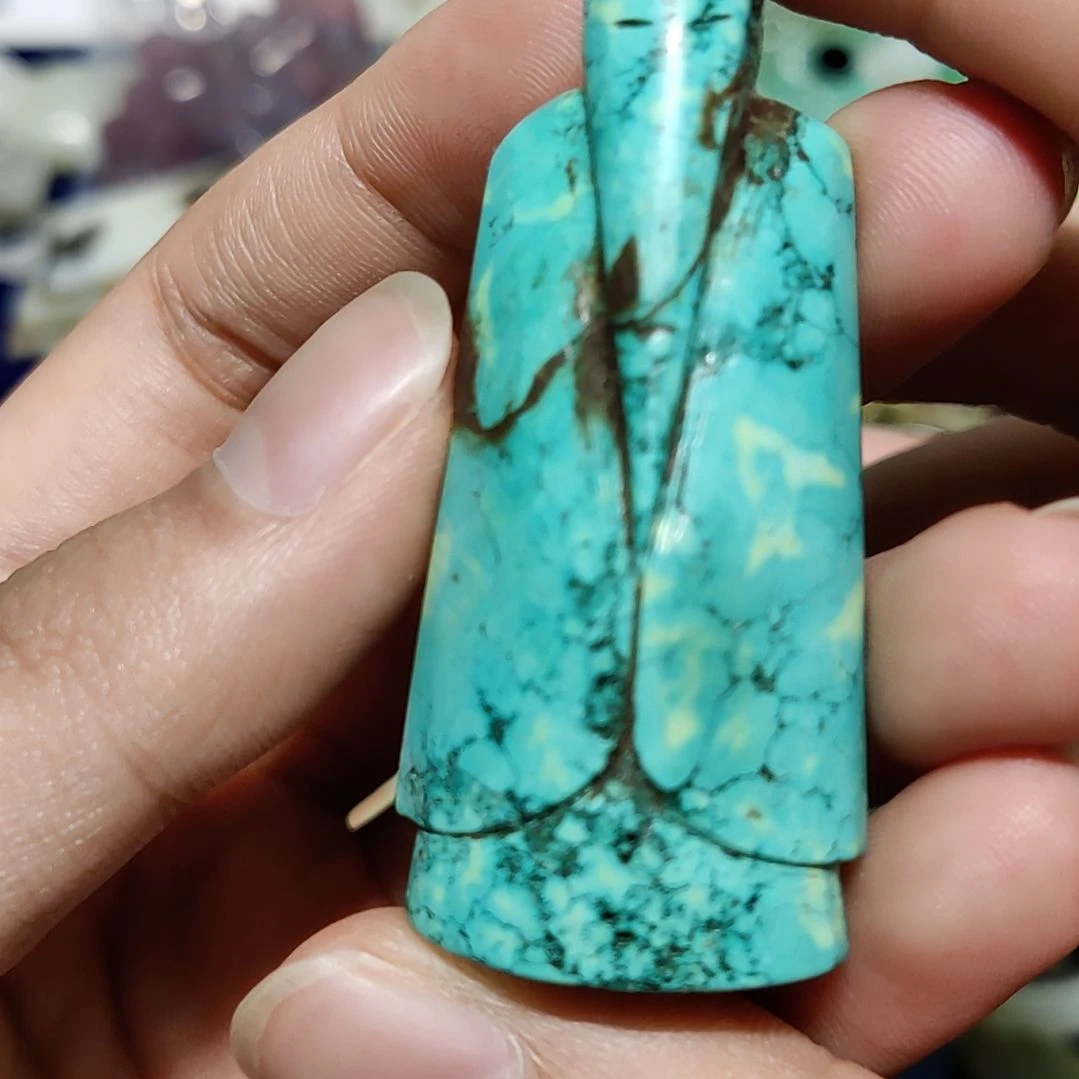 透闪石质玉未镶嵌颈饰