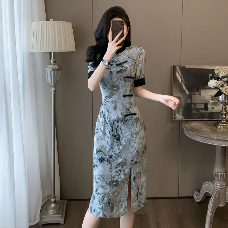 新中式国风连衣裙高级感气质旗袍开叉裙2025夏季新款收腰显瘦裙子