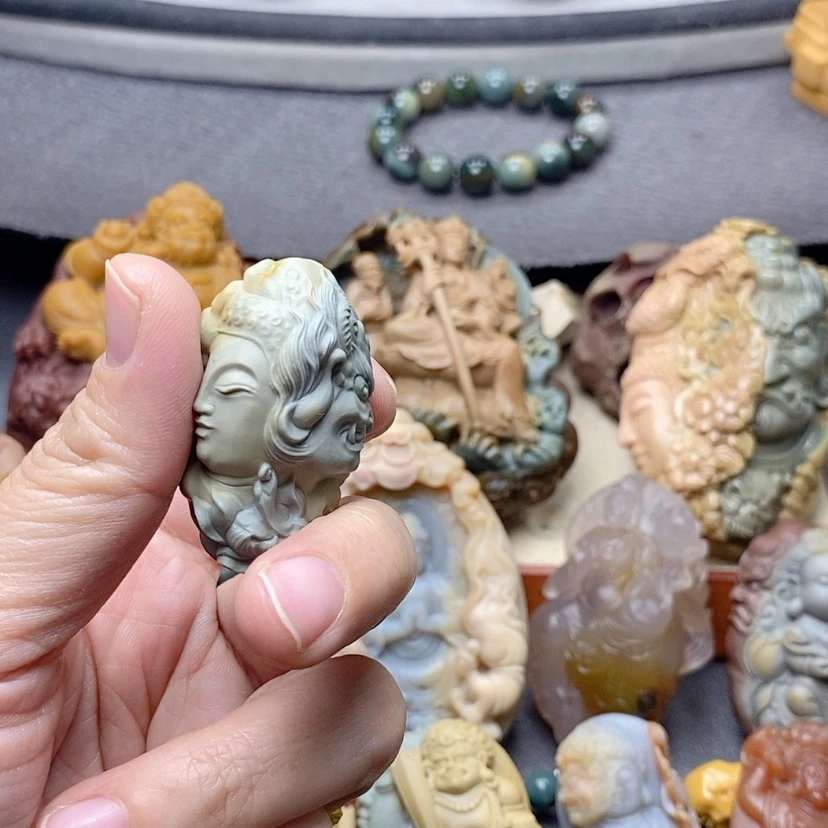 【闪购商品】定制石英质玉吊坠未镶嵌