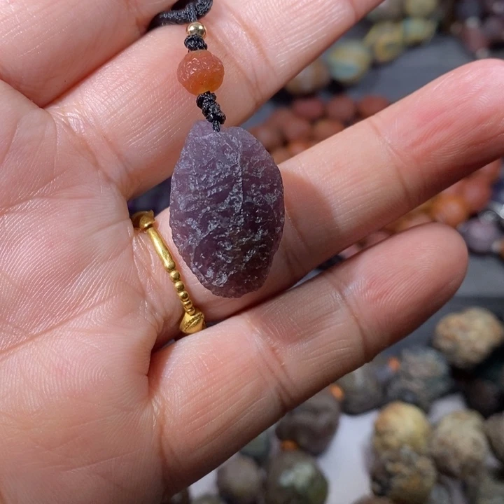 未镶嵌玛瑙/玉髓珠宝奇石