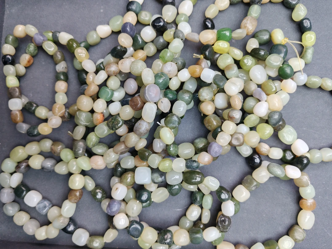 F2012和田玉手串多样性发其一