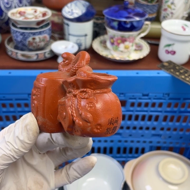 他家瓷器真美…开播的