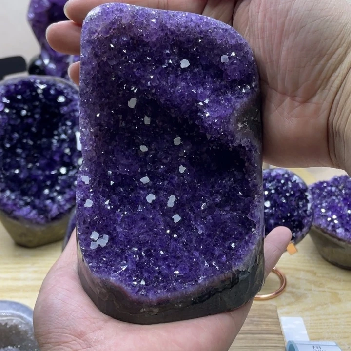 未镶嵌大型摆件（非配饰）紫晶