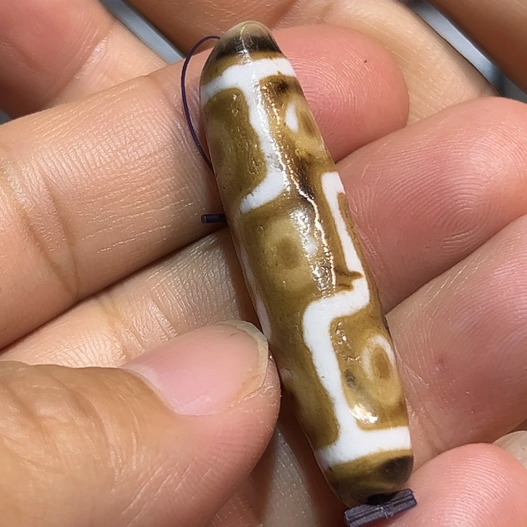 柠***儿玛瑙/玉髓未镶嵌颈饰