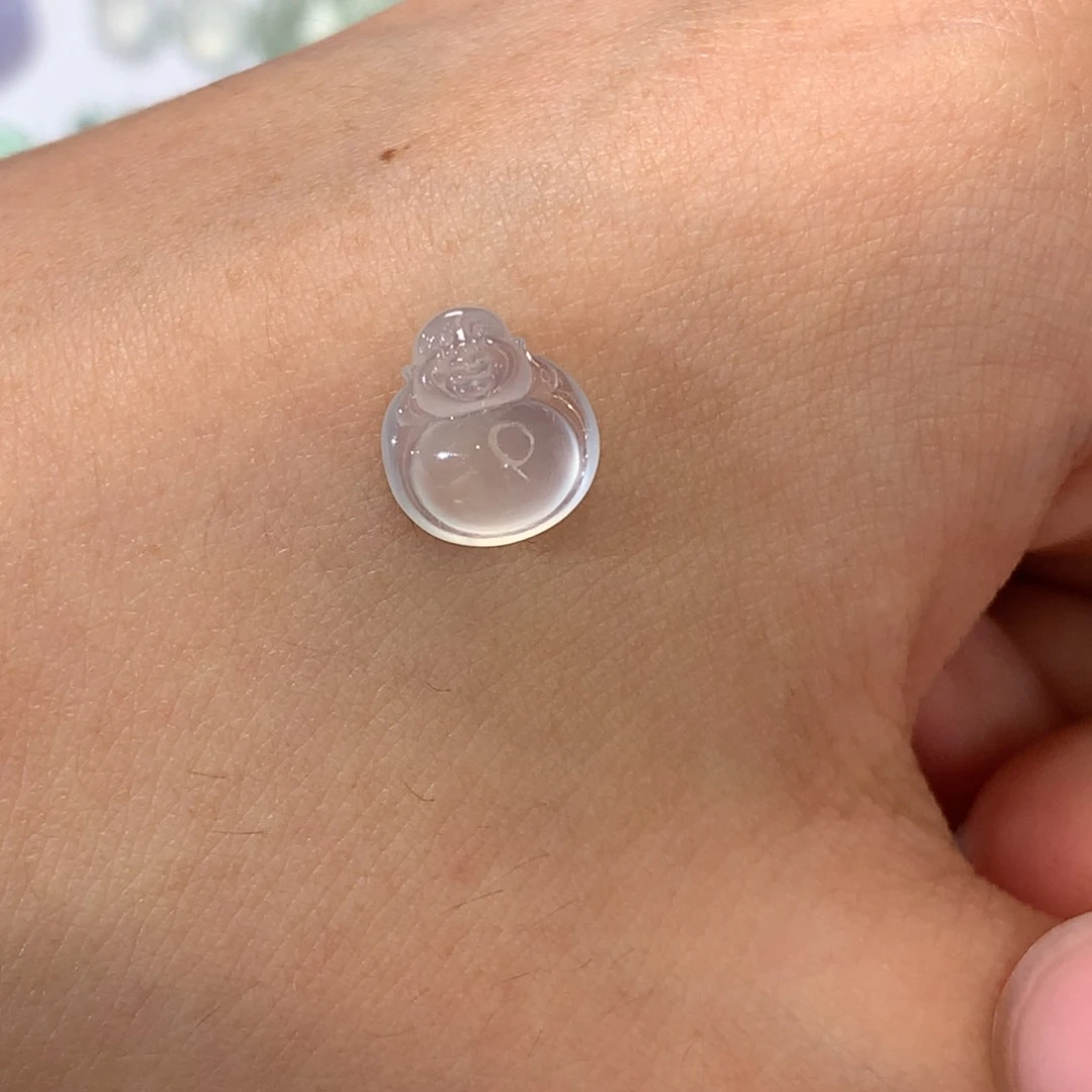 一***羊翡翠未镶嵌颈饰翡翠