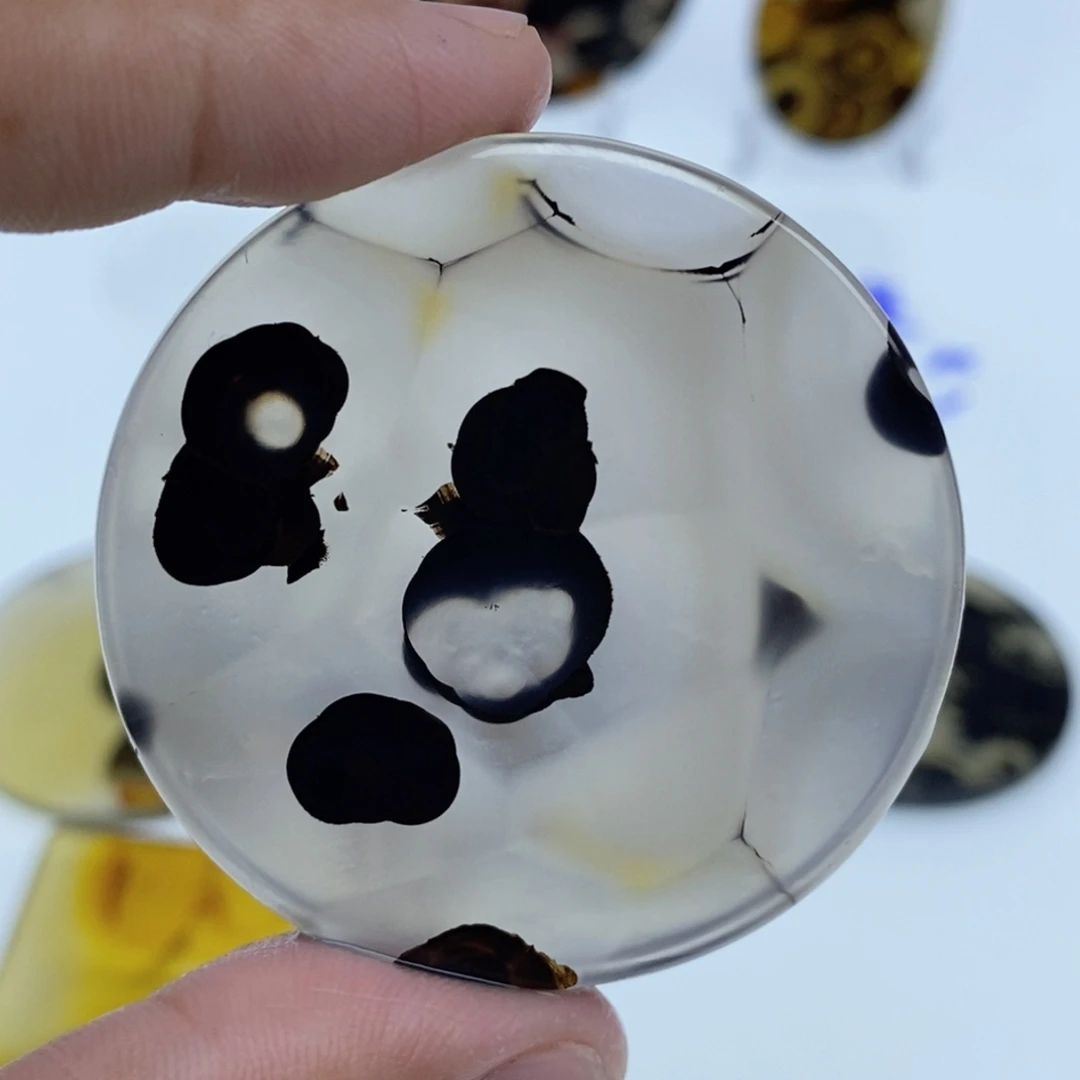 玛瑙/玉髓未镶嵌珠宝半成品