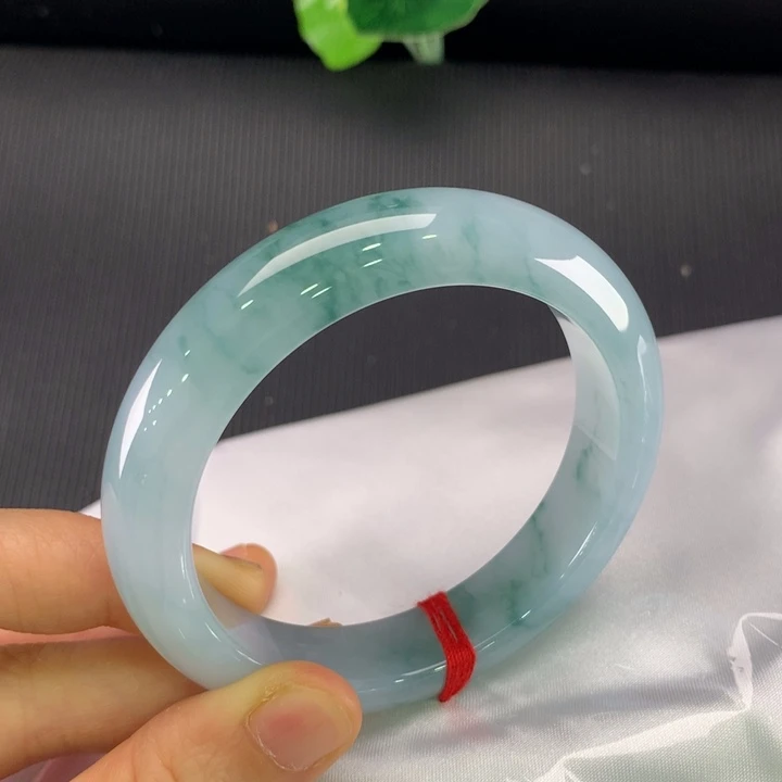 翡翠手镯未镶嵌正圈55