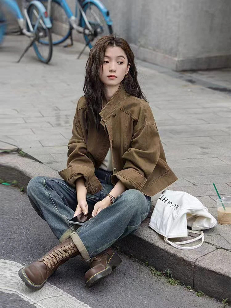2025早秋新款韩系咖色牛仔短外套女小众宽松显瘦立领工装夹克上衣
