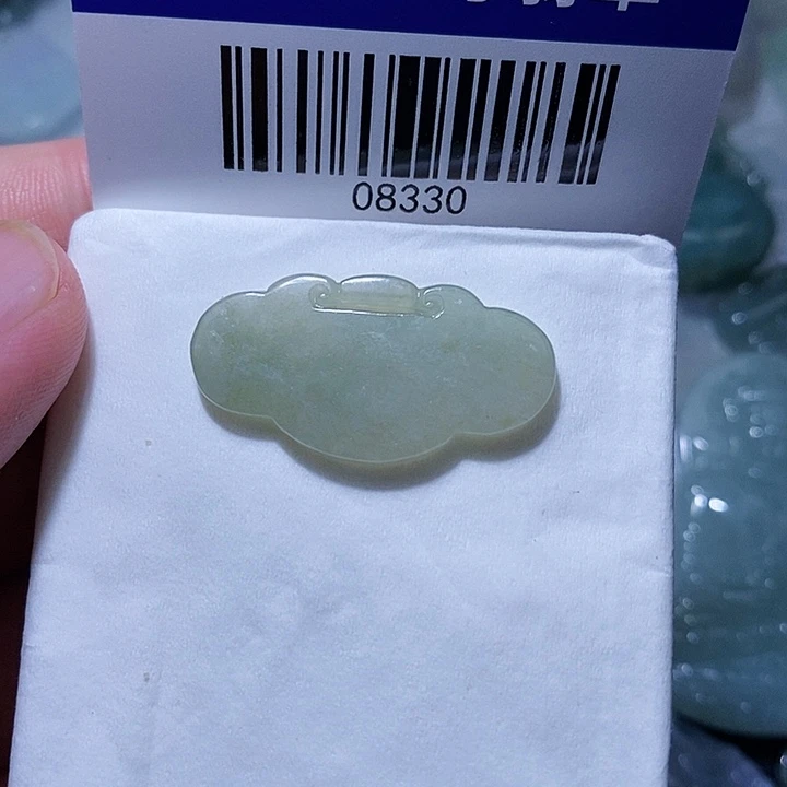 翡翠未镶嵌颈饰天光墟翡翠市场现金代购