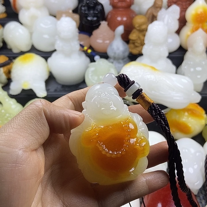 无花朵原石手把件