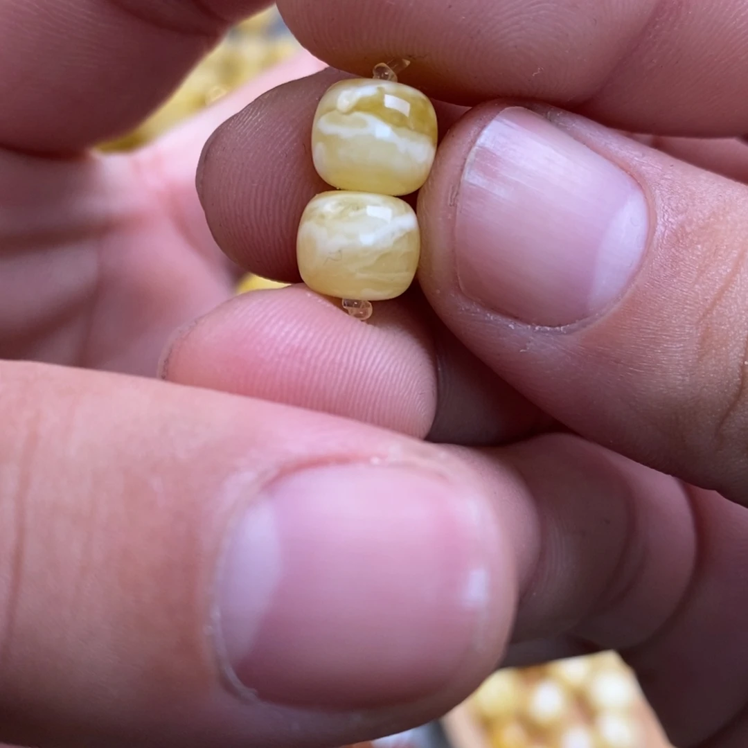 龙***蜜蜡未镶嵌裸石配饰