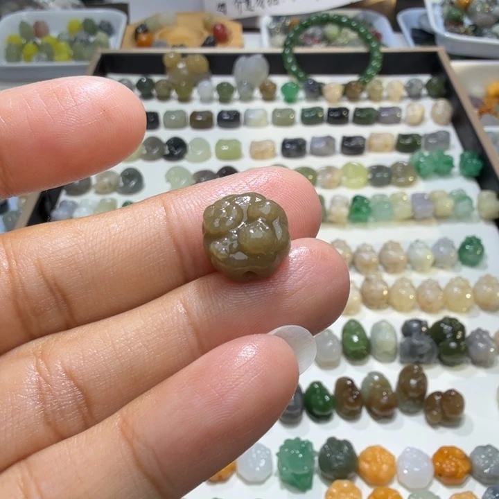 未镶嵌和田玉珠宝半成品