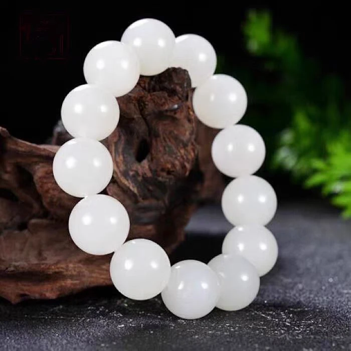 FFZHYX---新疆且末糖白手串轻奢珠串手链---ZH00016