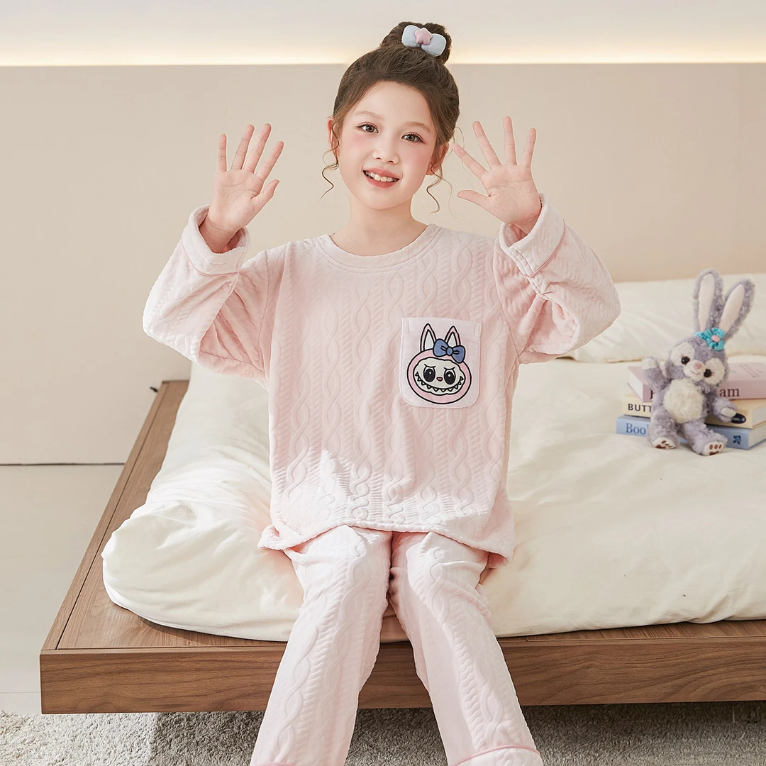 睡衣女童海岛绒秋冬季薄绒保暖中大童2026新款可爱儿童居家服套装