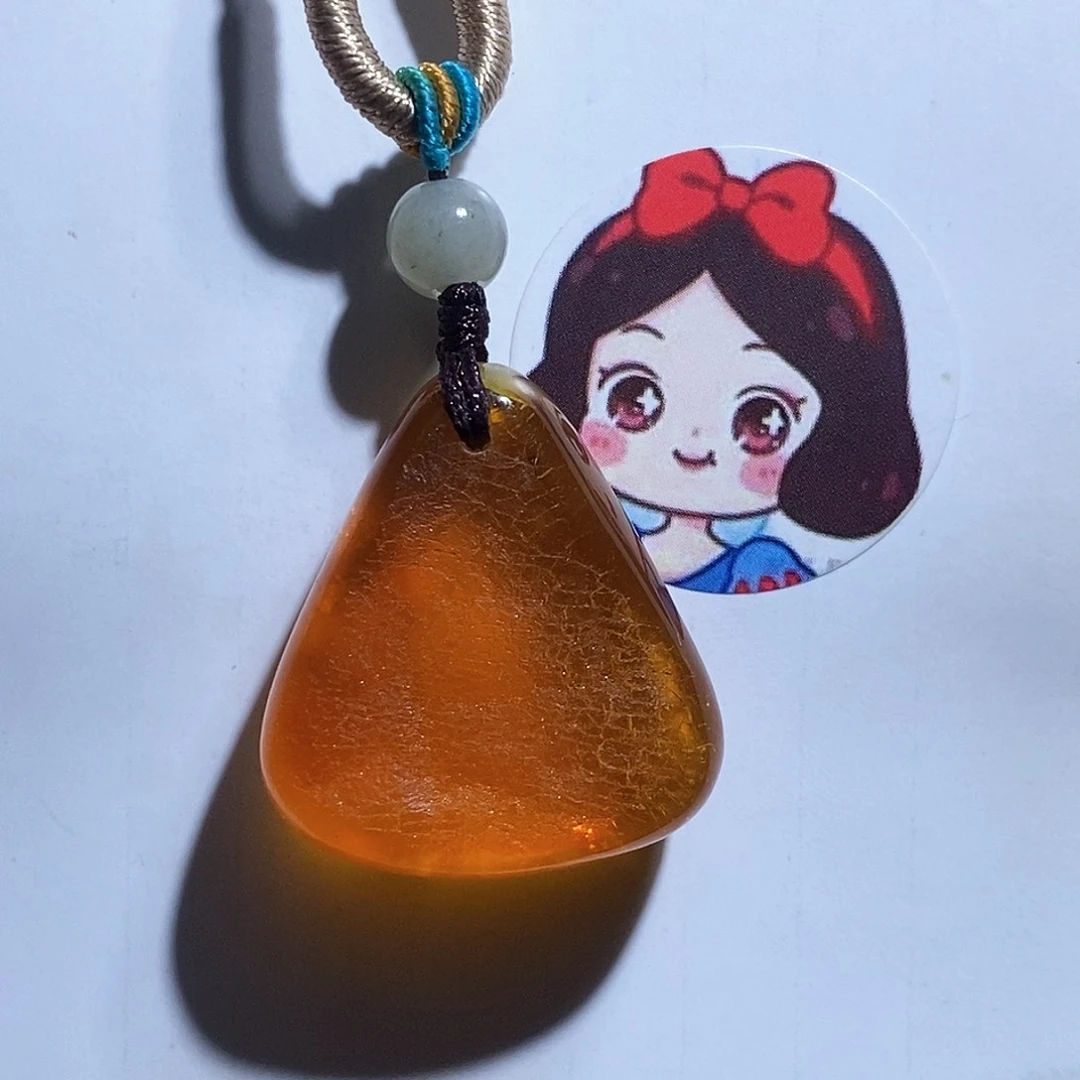 未镶嵌琥珀珠宝奇石