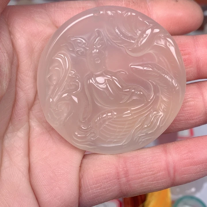 玛瑙/玉髓颈饰未镶嵌庄*云