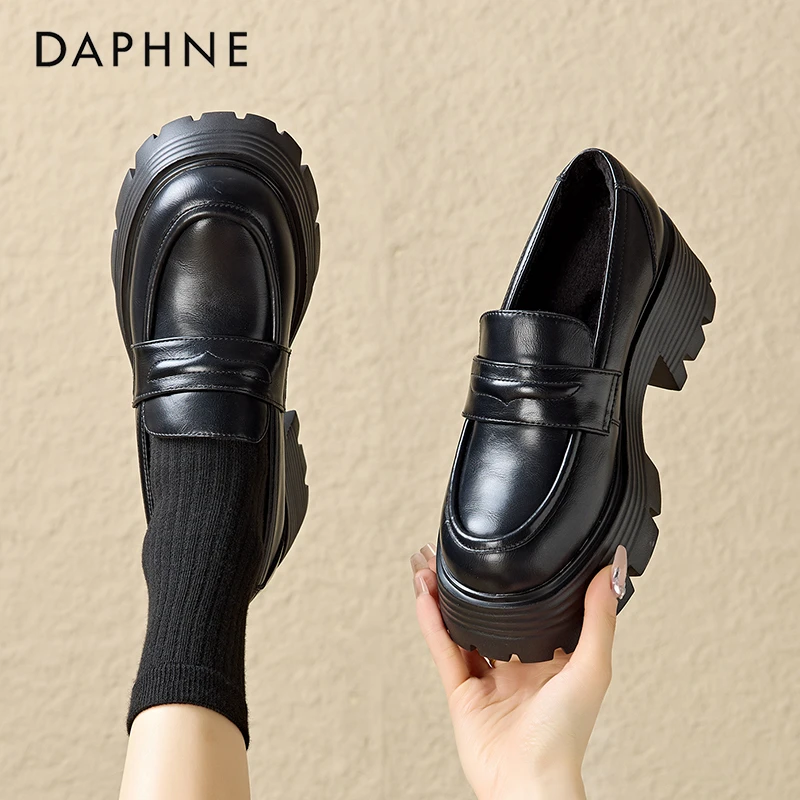 达芙妮真皮增高乐福鞋女款2025秋季英伦风厚底单鞋黑色通勤小皮鞋