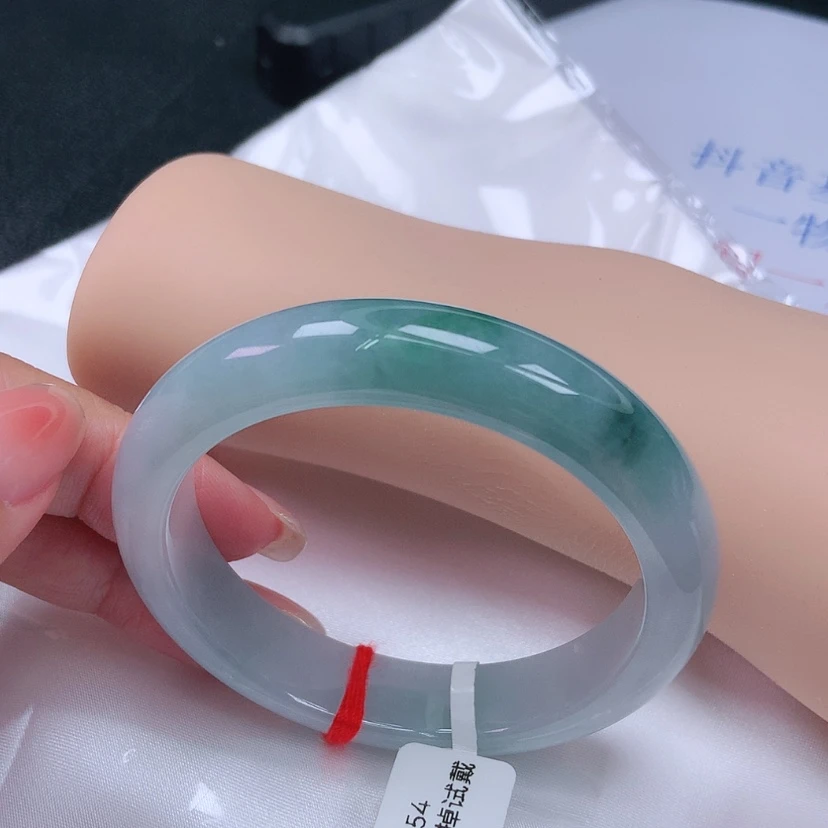 【闪购商品】未镶嵌手镯翡翠54，