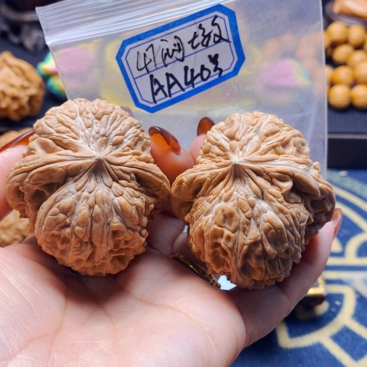 文玩核桃吊坠闷墩