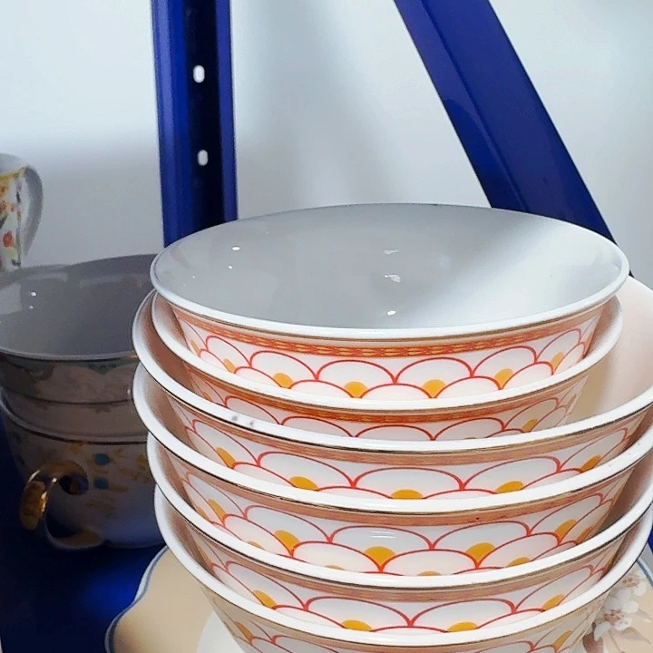 骨瓷4个5寸，两个4寸瑕疵款