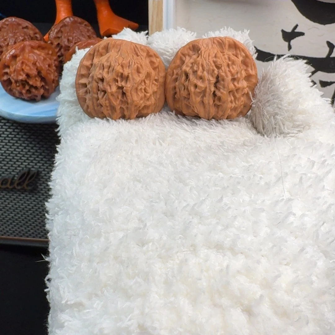 文玩核桃吊坠39002天地