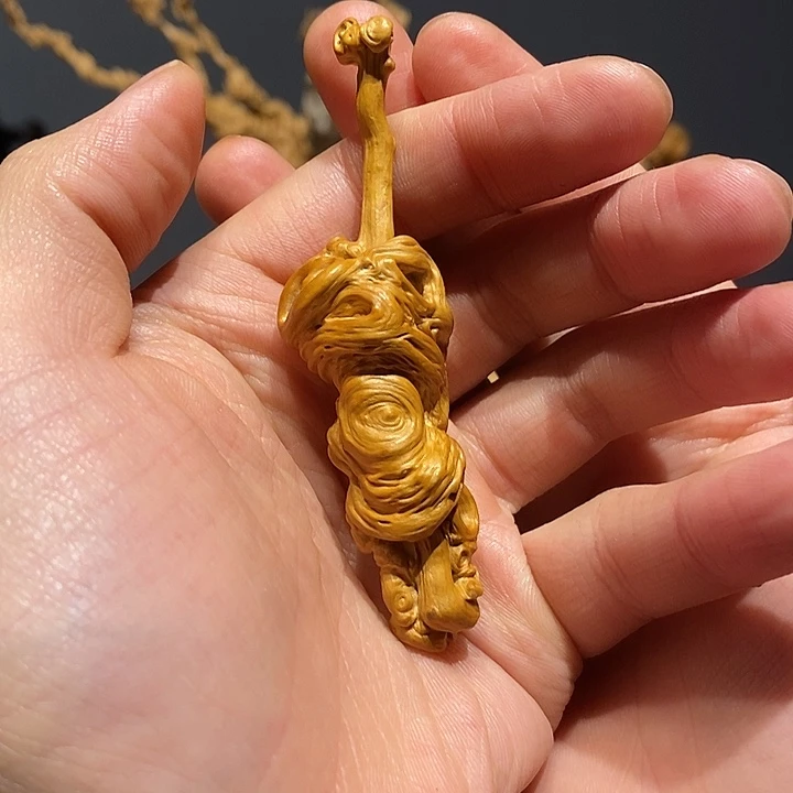 楠木蛮*降龙木精品把件