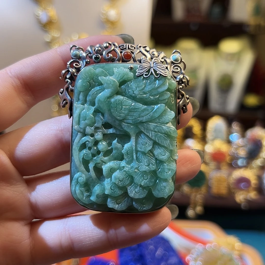 翡翠银S925镶嵌颈饰，