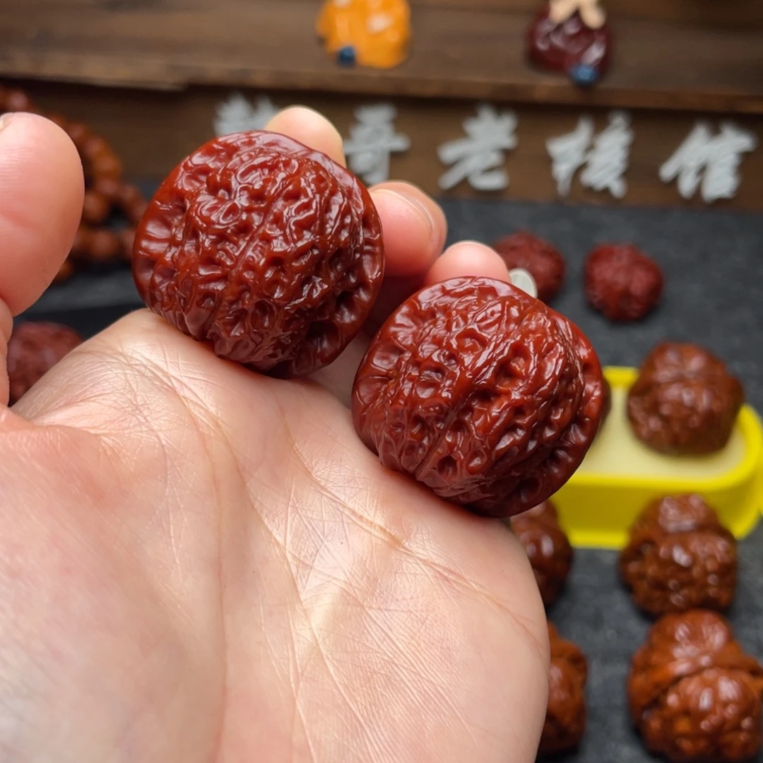 吊坠文玩核桃文玩核桃 手把件 血麒麟 34