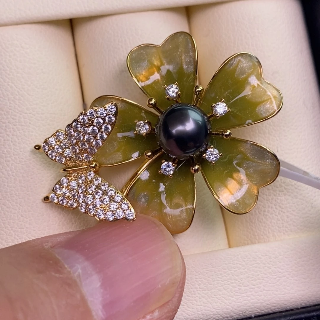 未镶嵌胸饰海水珍珠