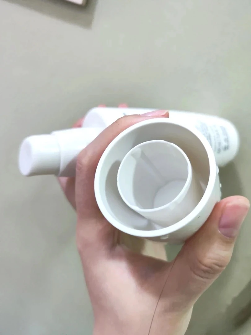 山茶花精华卸妆油点