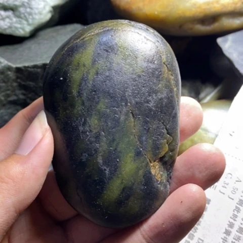 未镶嵌和田玉（糖玉）挂件