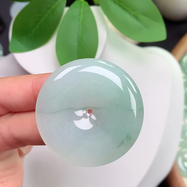 颈饰未镶嵌翡翠平安扣38.5x5.9mm