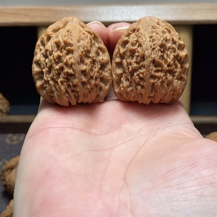 吊坠文玩核桃南疆37/38/41