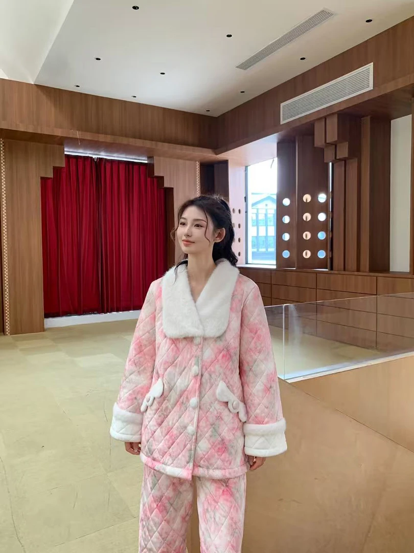 原艾慕优.原沐映雪相悦.加厚夹棉大翻领可外穿家居服
