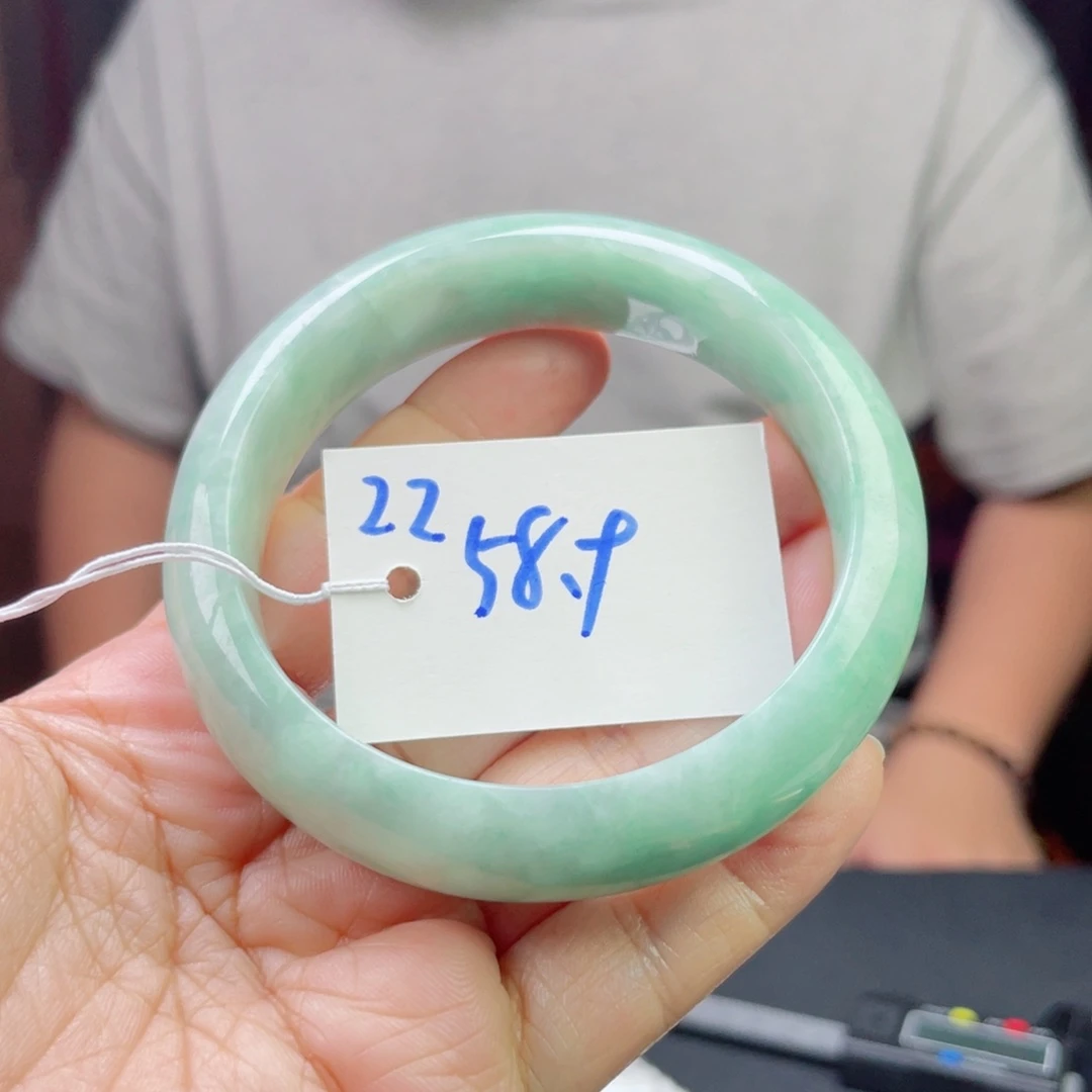 未镶嵌手镯翡翠22