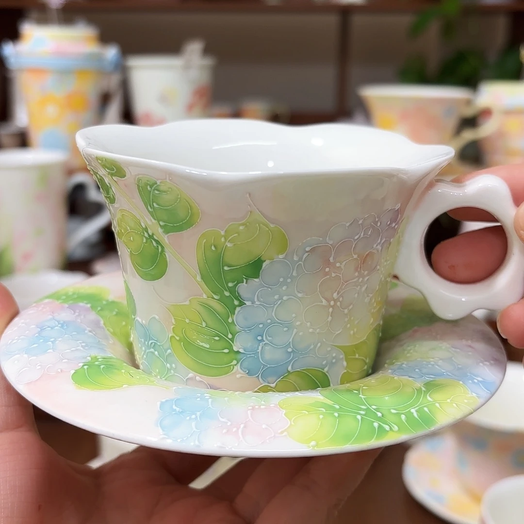 手绘创意高温釉下彩陶瓷