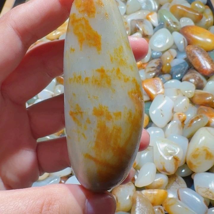 和田玉未镶嵌挂件127克