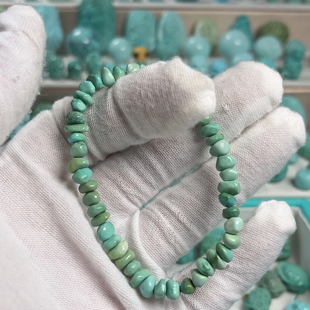 绿松石未镶嵌珠宝奇石