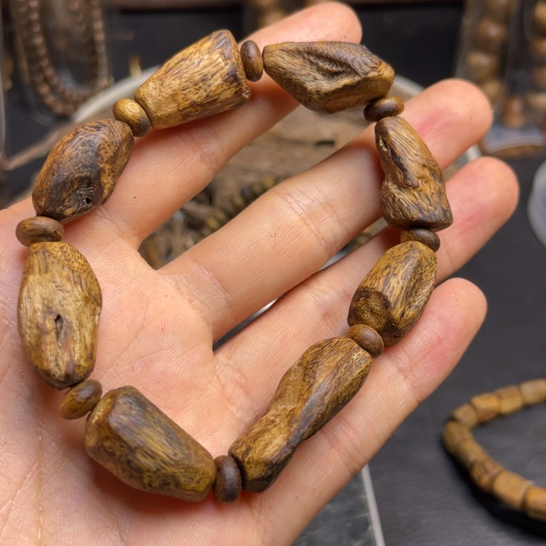 香榧木无事牌随型手串