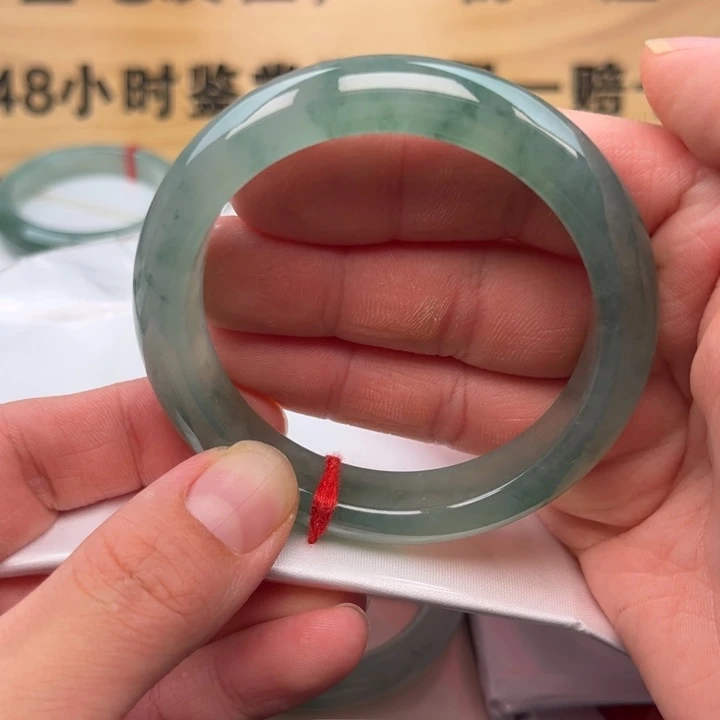翡翠未镶嵌手镯-9